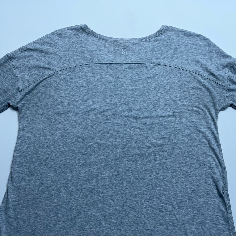 Lululemon Top Womens 6 To The Point Shirt Heathered Gray Asymmetrical Cotton - Picture 13 of 15